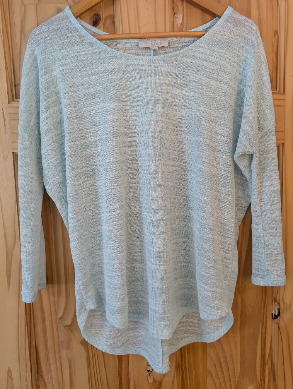 Olive & Oak Light Weight Light Blue Sweater Size Medium